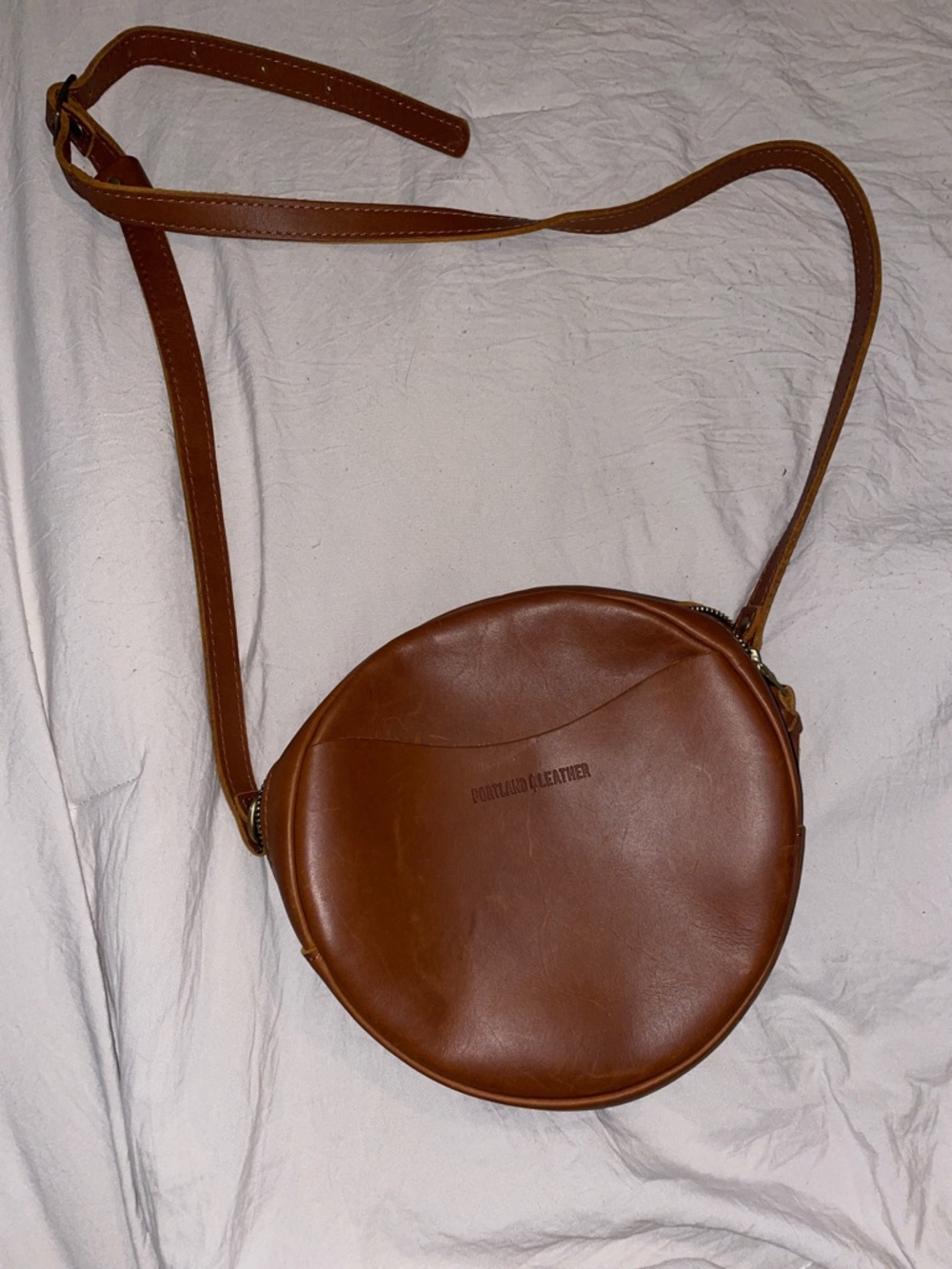 Portland Leather Circle crossbody